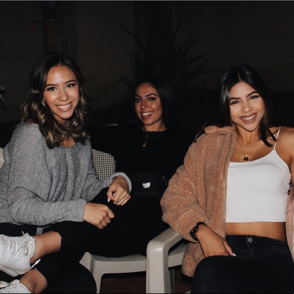 Meet your Posher, Audrey - Picture 8 of 8